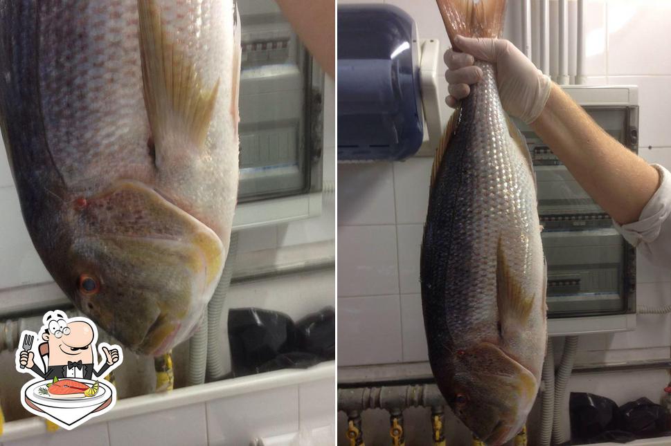 Ristorante Acqua e Sale offre un menu per gli amanti del pesce