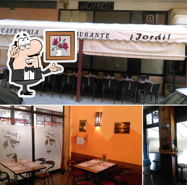 The interior of Bar Jordi
