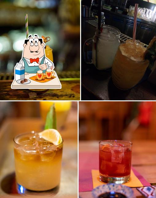 Makai Surf & Tiki Bar propone un'ampia varietà di drink