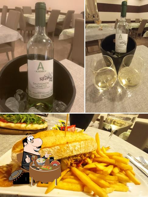 Panino con maiale stirato al Divino Wine Pub&Bar