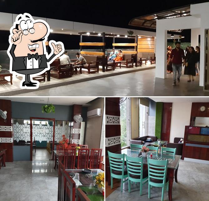 The interior of Aapno Food Junction - Roof top Cafe & Restaurant, Fast Food Restaurant, Veg Restaurant, Free Party Hall In Pratapgarh