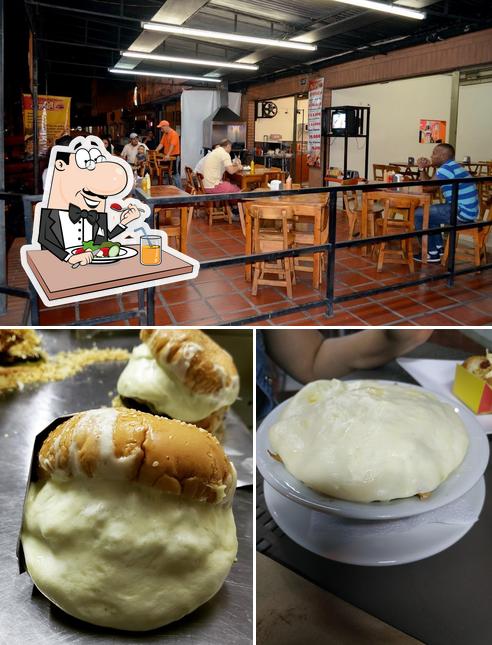 The image of food and interior at J & L comidas rapidas