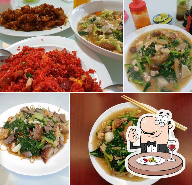 Meals at Rumah Makan Irtim Makassar