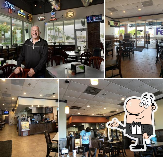 Renna's Pizza, 592 Marsh Landing Pkwy in Jacksonville Beach