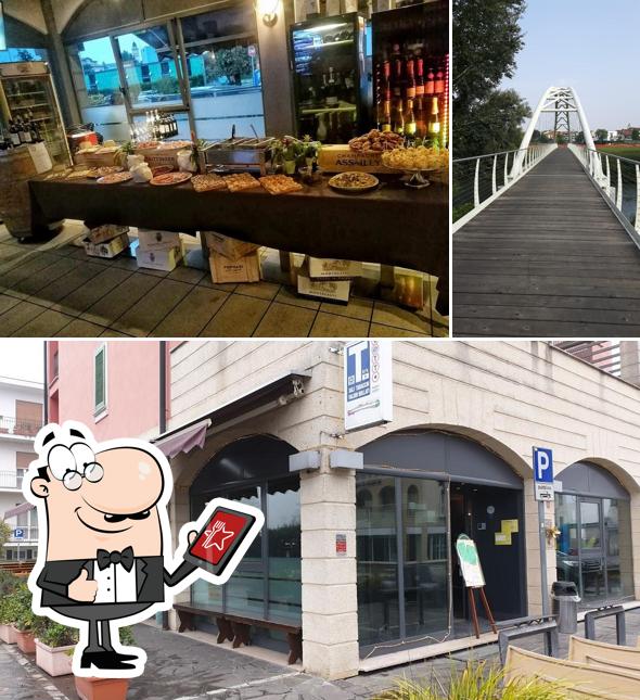 Gli esterni di Cafè 51