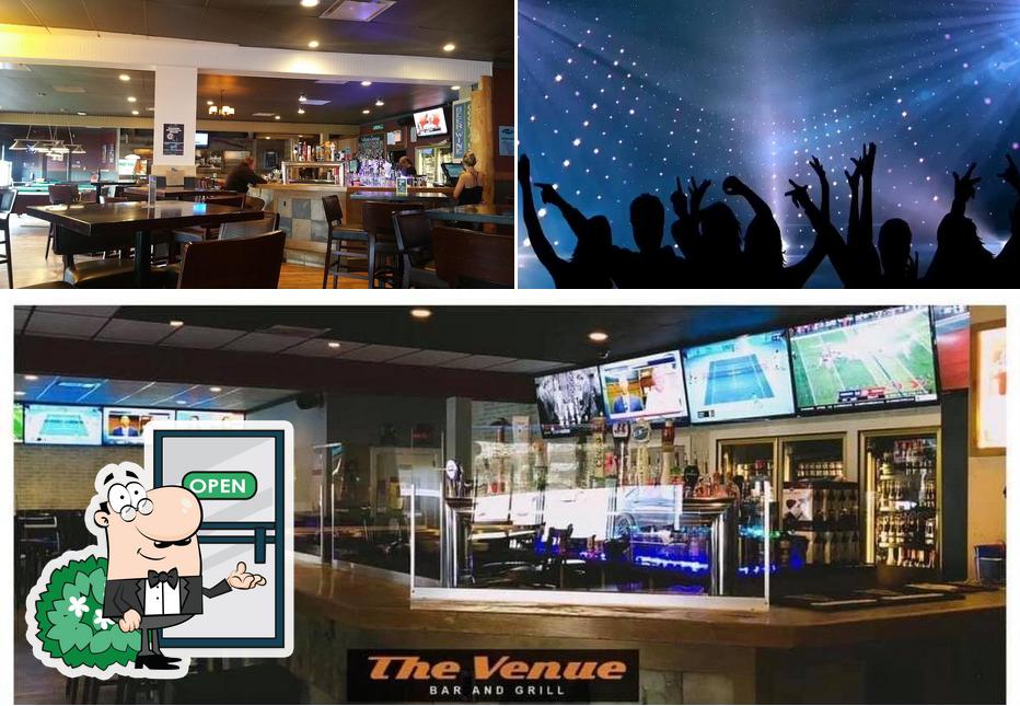 The Venue Music Sportsbar & Grill se distingue por su exterior y interior