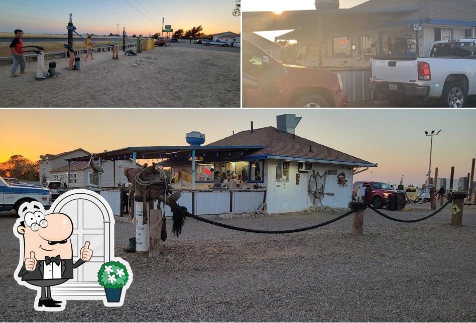 Shark Beach Burgers in Amarillo Restaurant menu and reviews