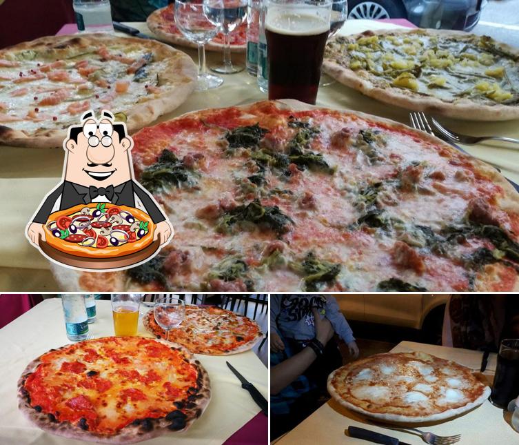 Prova una pizza a Pizzeria Lo Smeraldo