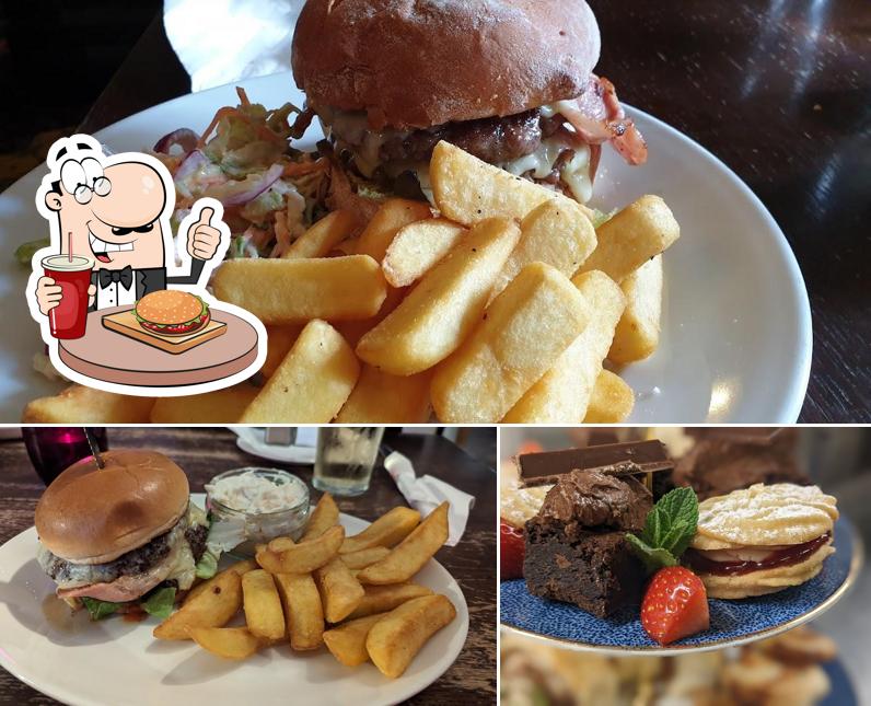 The Four Horseshoes Inn, Thornham in Thornham Magna British