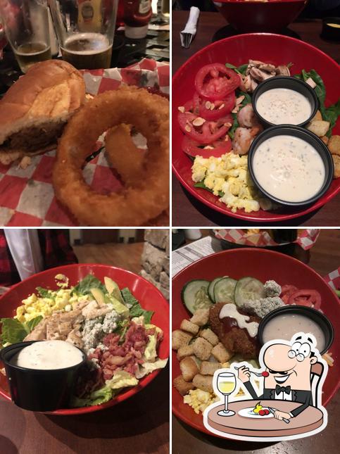 Top Dawg Tavern Bethlehem, GA in Bethlehem Restaurant menu and reviews