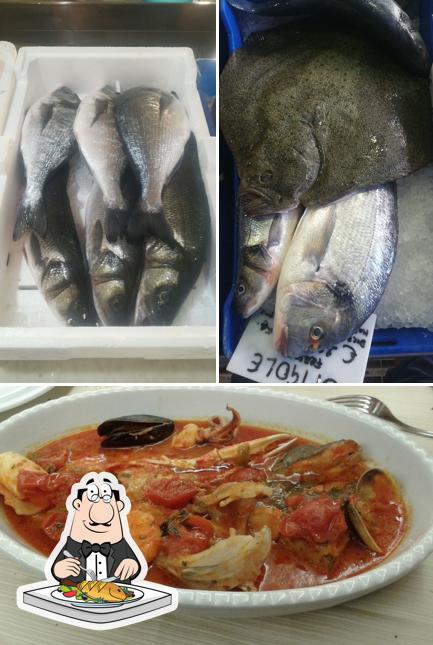 Mercato Ittico di Termoli propone un'ampia gamma di piatti di pesce