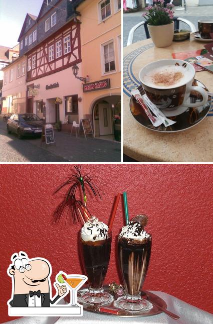 La photo de la boire et extérieur concernant Großstück Eiscafé „Am Schloss“