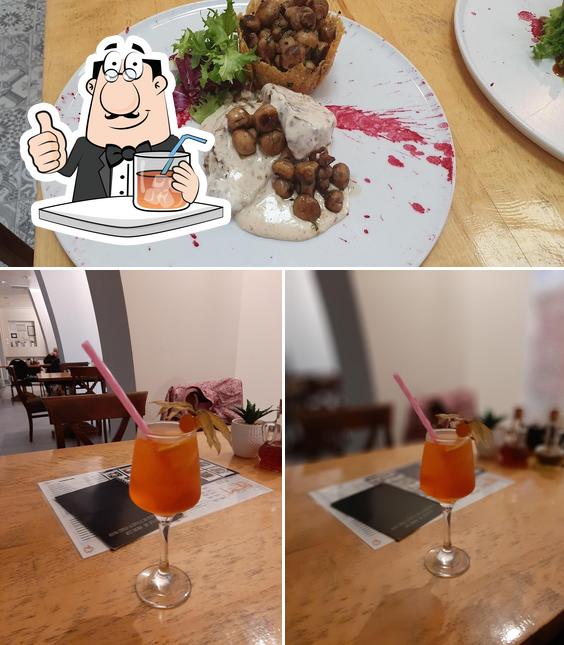 Взгляните на это изображение, где видны напитки и еда в Restaurant Bella Italia