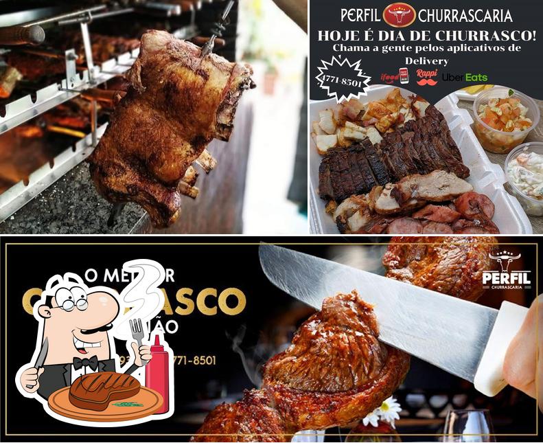 Escolha pratos de carne no Perfil Churrascaria