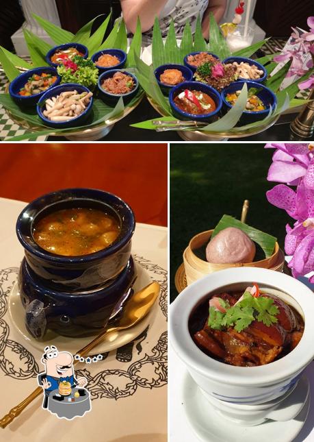 Еда в "Blue Elephant Cooking School & Restaurant Phuket"