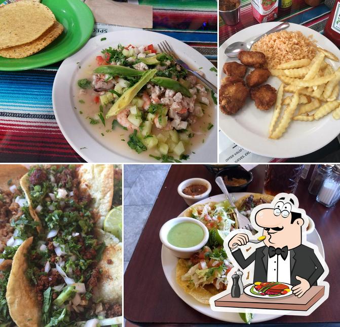 Platos en Chile Caliente Restaurante & Bar