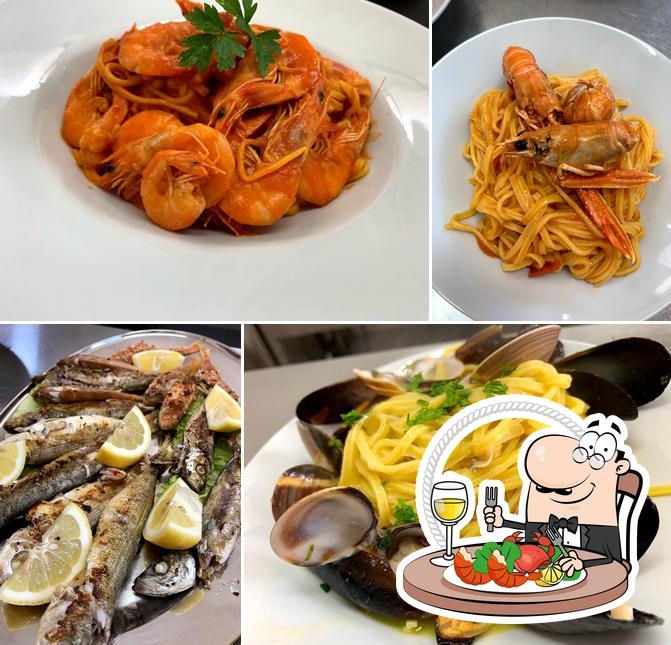 Ordina tra i vari piatti di mare disponibili a la rosa dei venti campora san giovanni (ristorante-tavolacalda-bar-pizzeria)