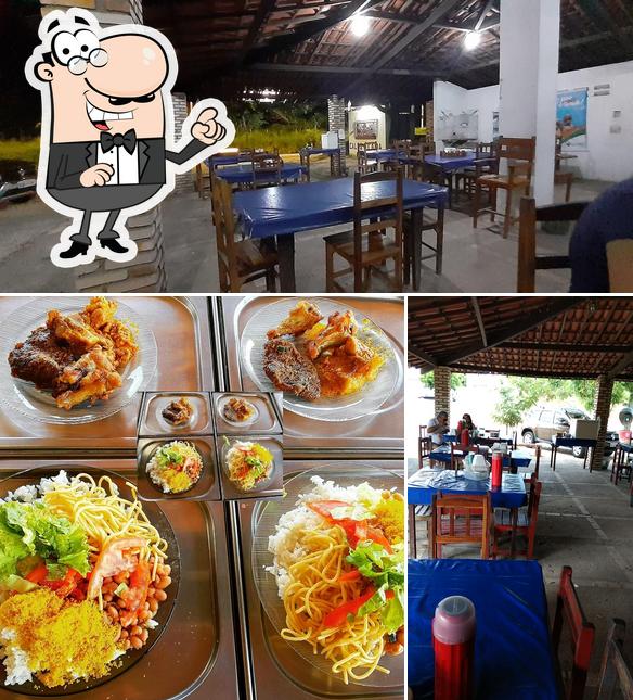 Confira a foto apresentando interior e comida a Tapioca Fortaleza