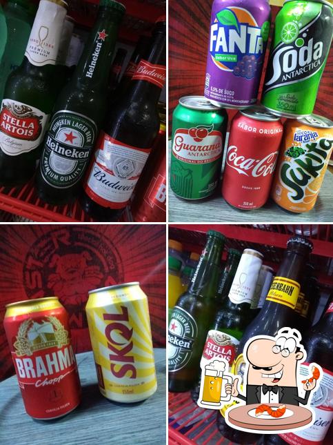 Peça um copo de cerveja leve ou escura