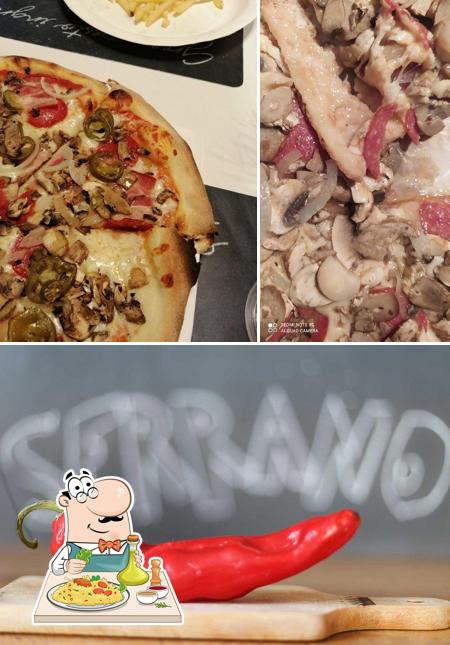 Comida en Pizzeria Serrano PIZZA & GRILL