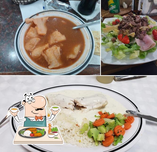 Meals at Puerto Anáhuac