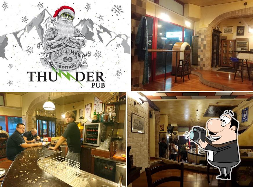 Voici une image de Thunder Pub