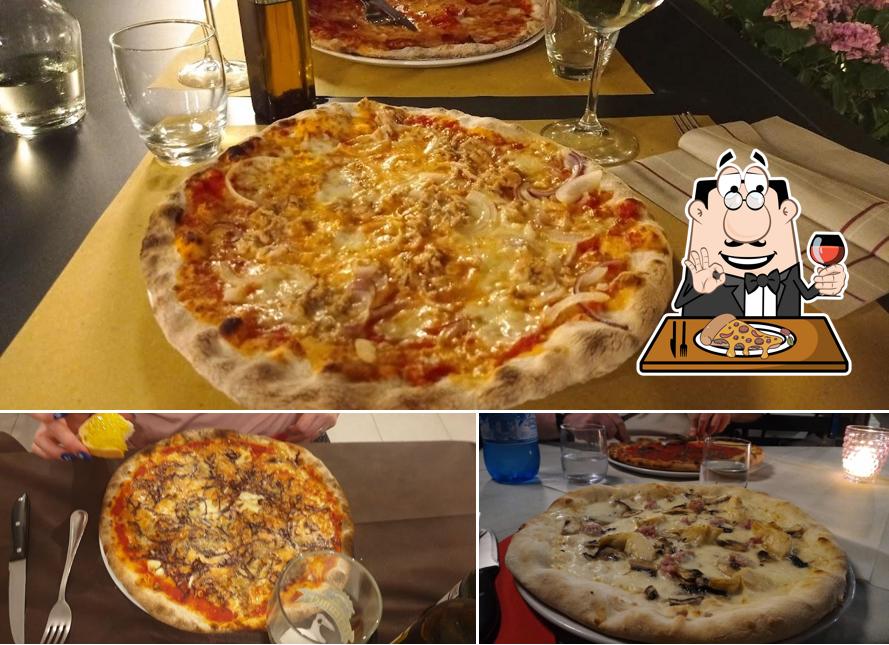 Prenditi una pizza a Ristorante Pizzeria Da Meme