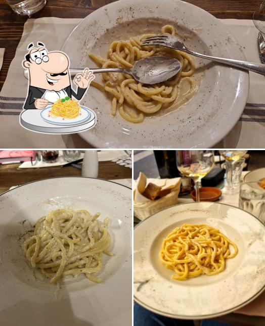 Spaghetti à la carbonara à L'Osteria