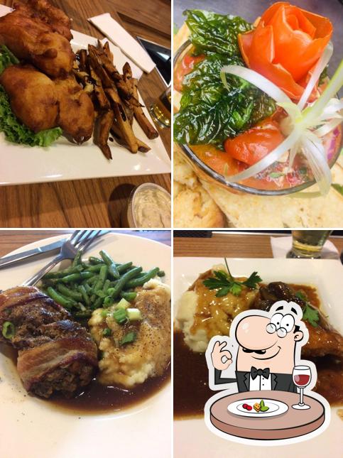 Meals at Rock Run Inn: Restaurant & Banquets
