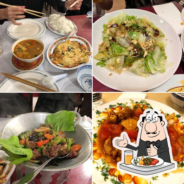 Nourriture à Restaurant Festin d'Asie