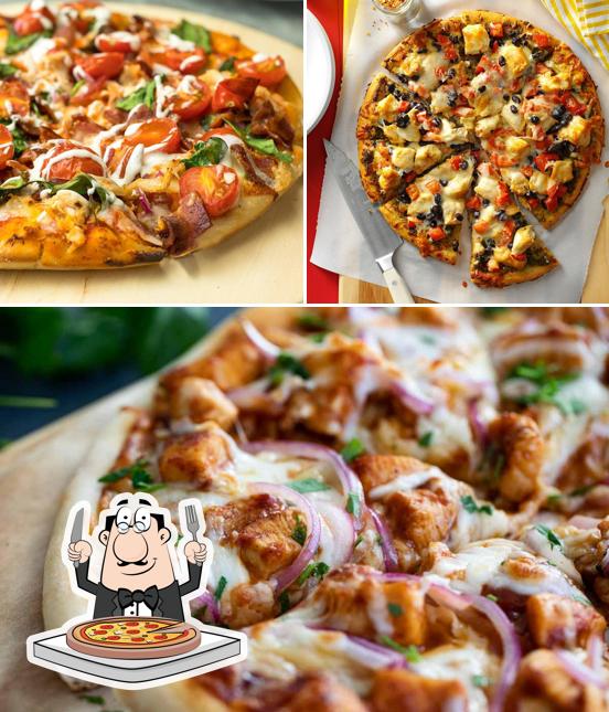 Order pizza at SP FOOD COURT