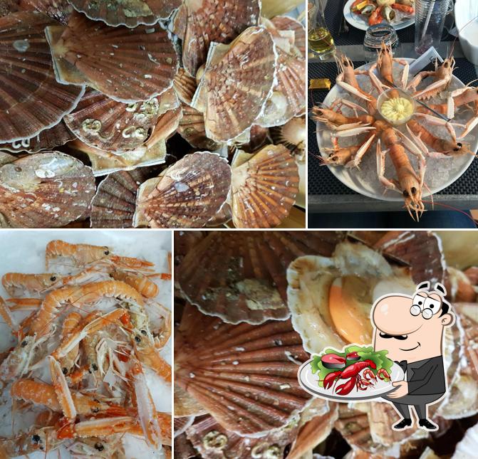 Les clients de La Pêcherie Le Verdon sur Mer peuvent profiter de nombreux plats à base de fruits de mer