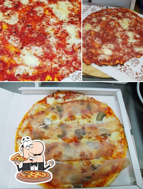 Scegli una pizza a GIULI & PAT di Cola Patrizia