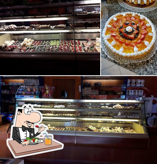 Cibo al Pasticceria Balsarini Di Balsarini Giuliano & C. S.A.S