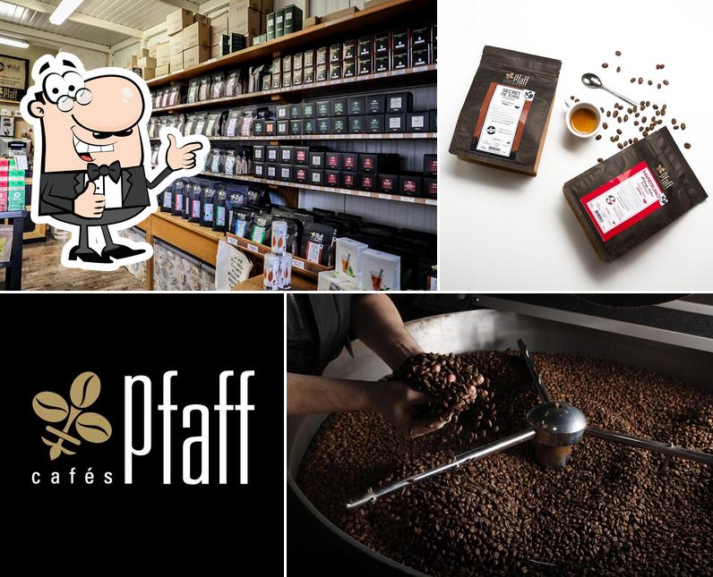 Regarder la photo de Les Cafés Pfaff