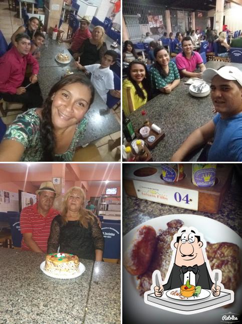 Comida em Churrascaria Antônio Filho