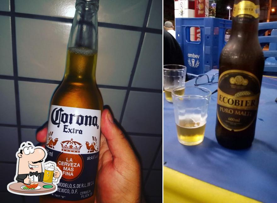 Você pode tomar um copo de cerveja leve ou escura