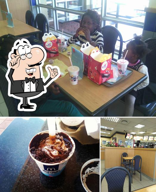 L’image de la intérieur et dessert de McDonald's Witbank Drive-Thru’s