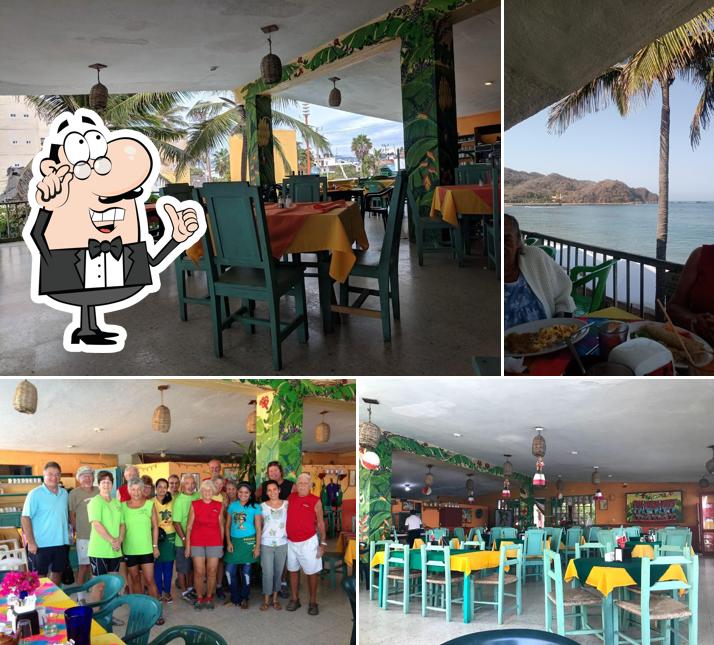 Bananas restaurant, Barra de Navidad Restaurant menu and reviews