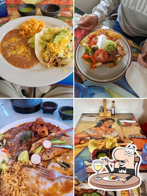 La Roca Mexican Restaurant in Newport Restaurant menu and reviews