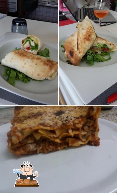 Sélectionnez un sandwich à Pizza Del Sole Boé