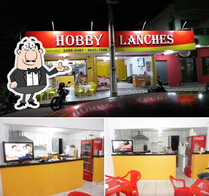 O interior do Hobby Lanches