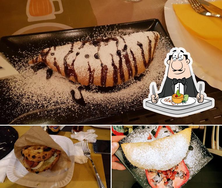 Platti al Panzeria Panzerotti -pizze - Taglieri