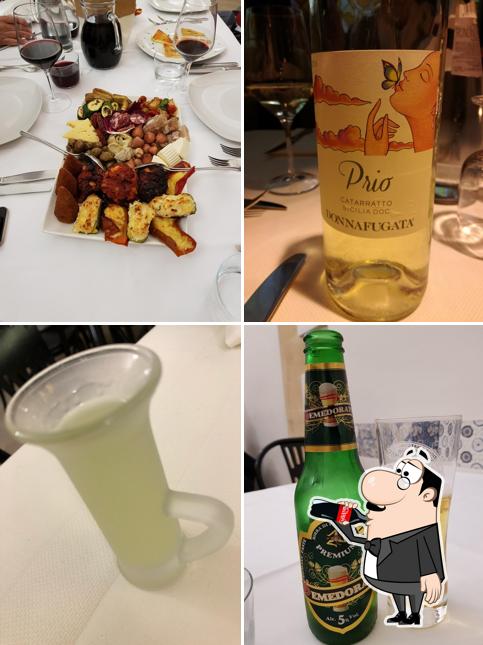 Prova un drink dal menu