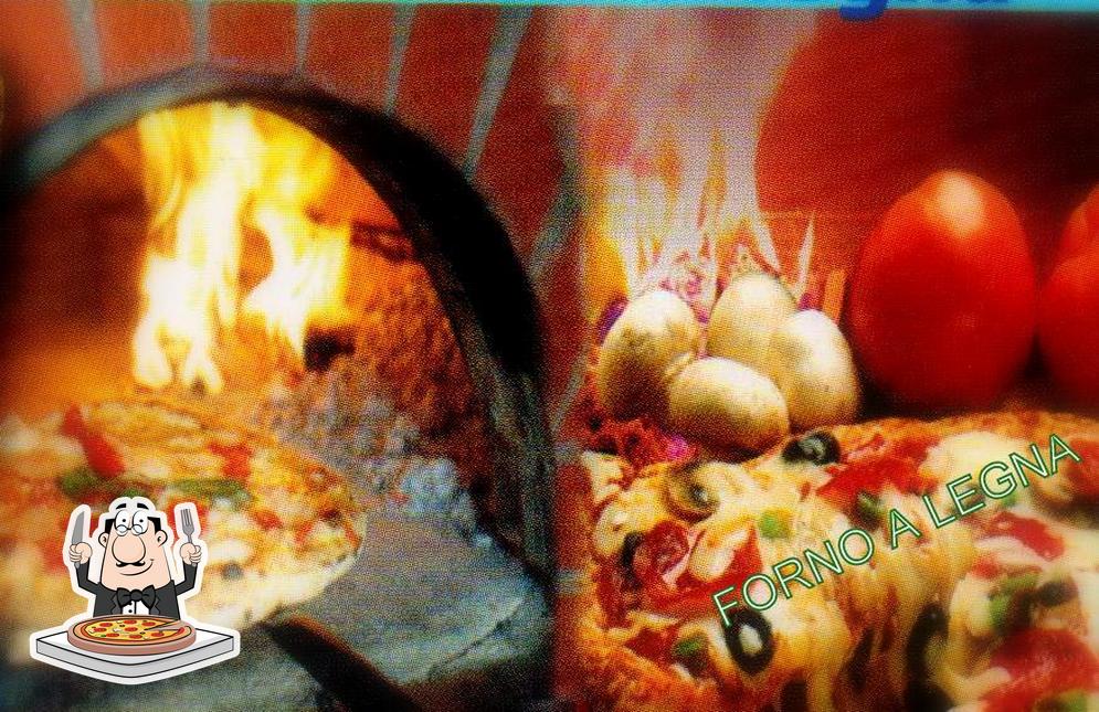 Scegli una pizza a Pizzeria d'asporto Italia 1