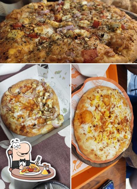 Get pizza at HANGRIES PANIPAT