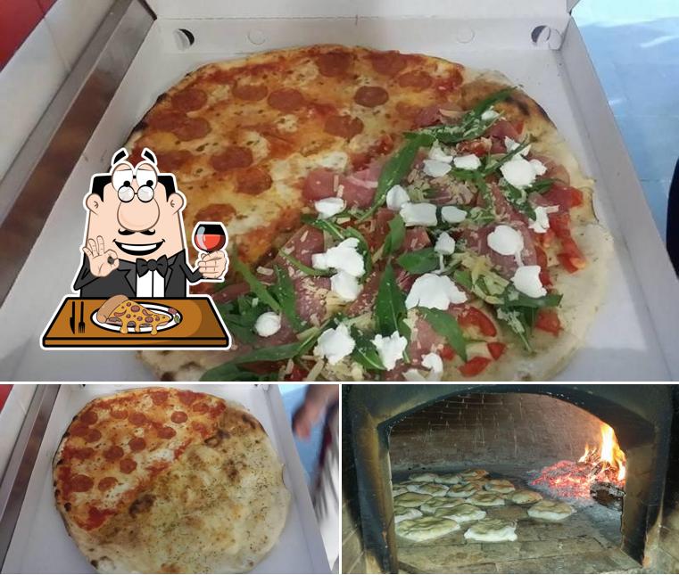 A Ristorante Pizzeria La Normanna, puoi goderti una bella pizza