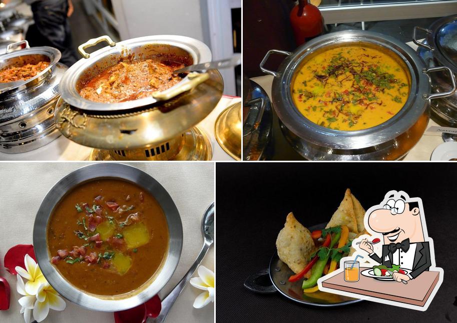 Saffron Grill on Auraria, 1199 10th St Plaza in Denver Restaurant