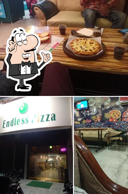 The interior of Endless Pizza