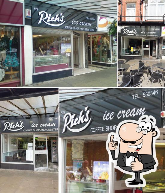 Rich's Ice Cream in Southport Restaurant reviews